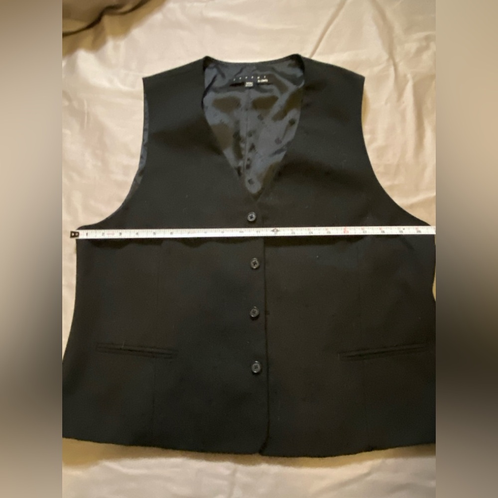 United Airlines Uniform Black Button-Up Vest Size Medium